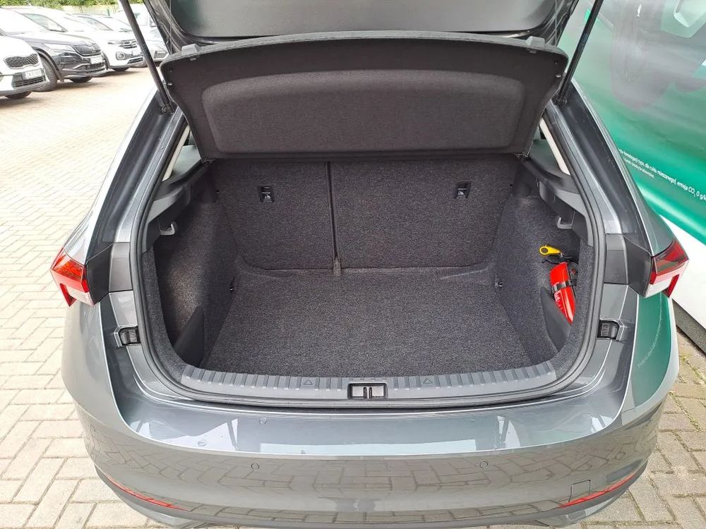 SKODA SCALA 1.0 TSI 115KM SELECTION, opony wielosezonowe, dostępna od ręki