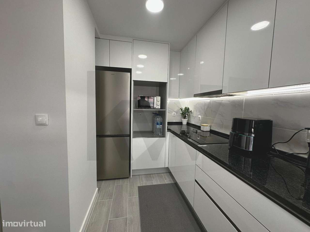 Apartamento T2 Totalmente Renovado no R/C Amora - Grande imagem: 4/15