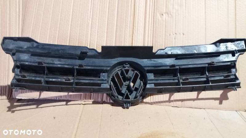 GRILL ATRAPA VW GOLF IV LC3K - 2