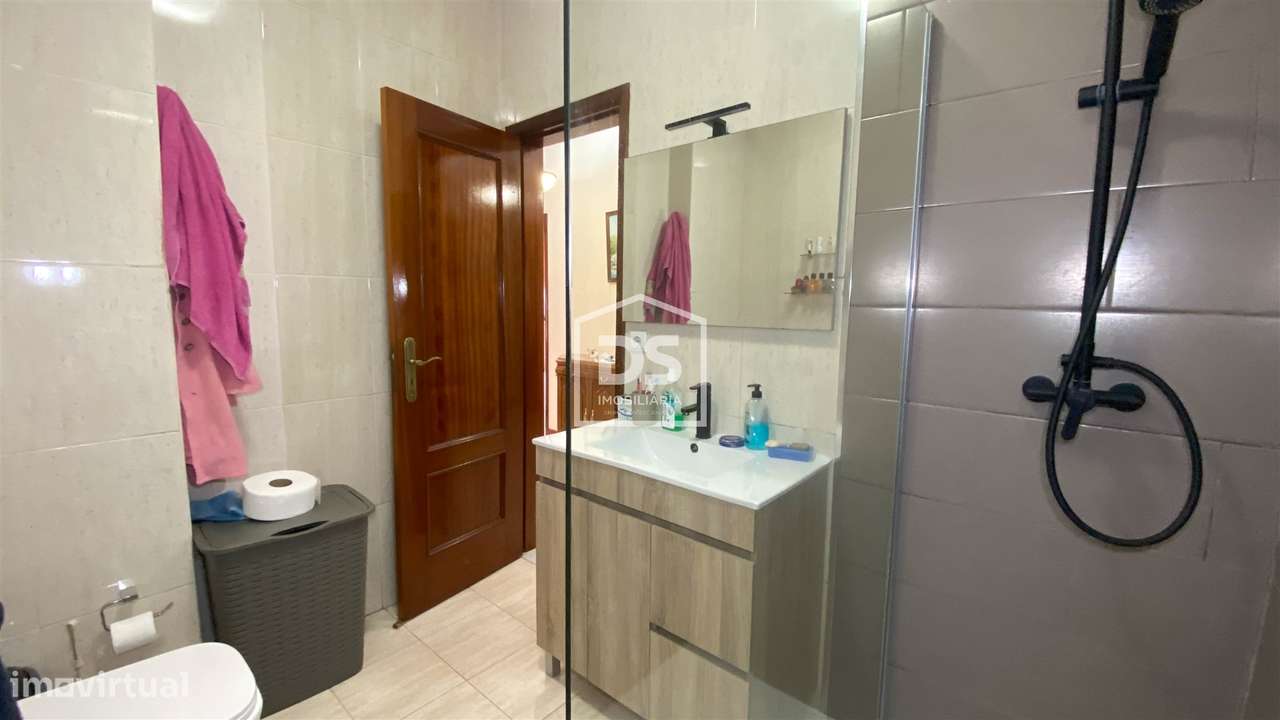 Apartamento T2 Venda em Cristelos, Boim e Ordem,Lousada-17