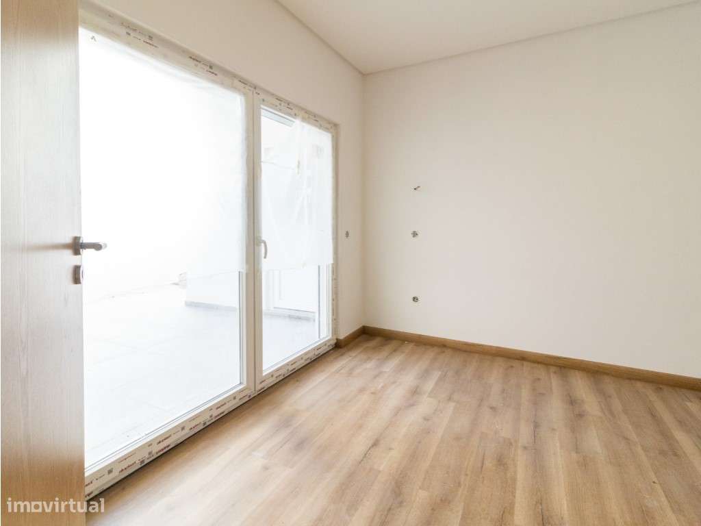 Moradia totalmente remodelada-9