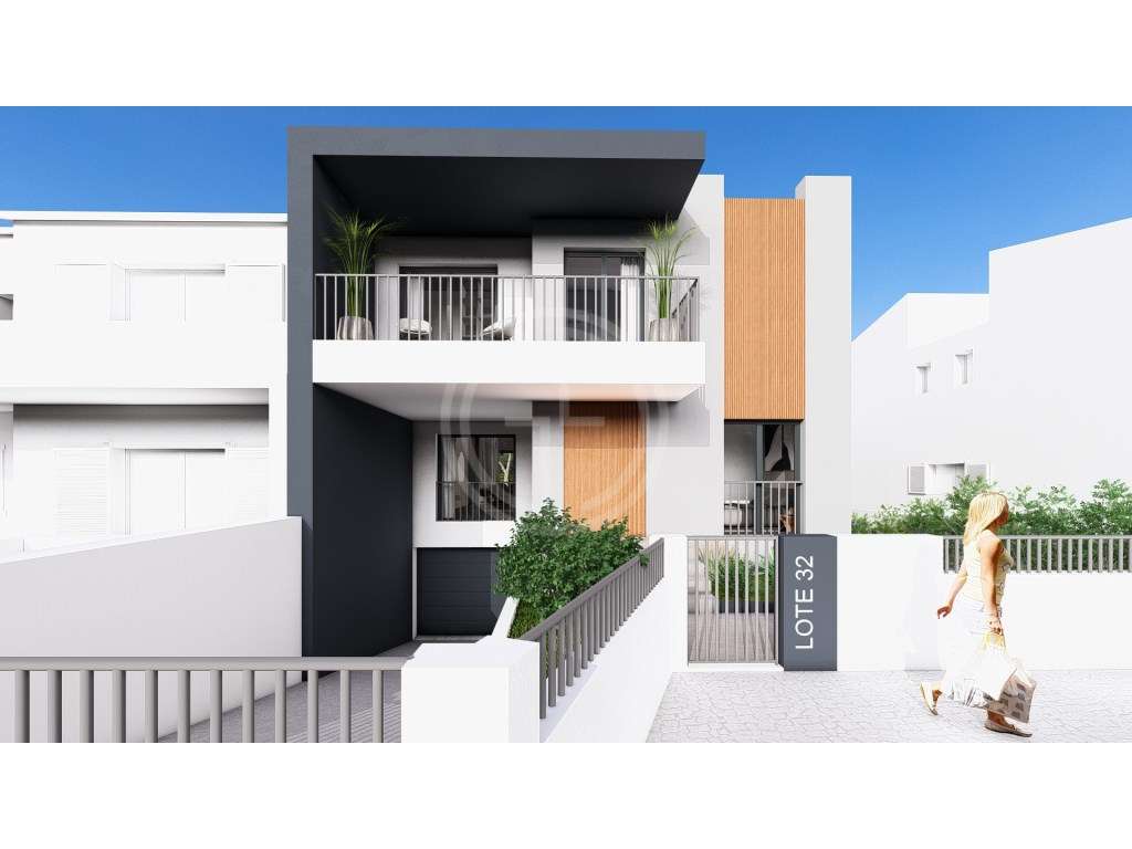 Moradia Unifamiliar com Piscina e Garagem-49