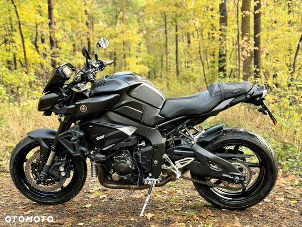 Yamaha MT - 7