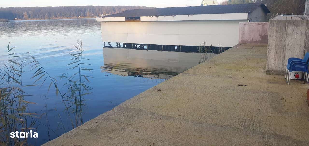 Vilă Spațioasă cu Vedere Superbă la Lac – Ghermănești Confort, Eleganț-5