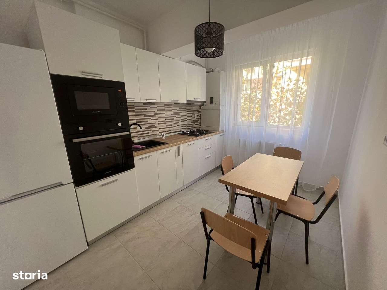 Apartament 2 camere, decomandat, metrou Berceni - Imagine principală: 2/4