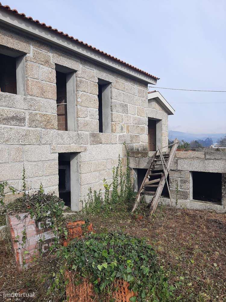 VENDE MORADIA/QUINTINHA V5 Centro de Fonte Arcada Penafiel - Porto-16