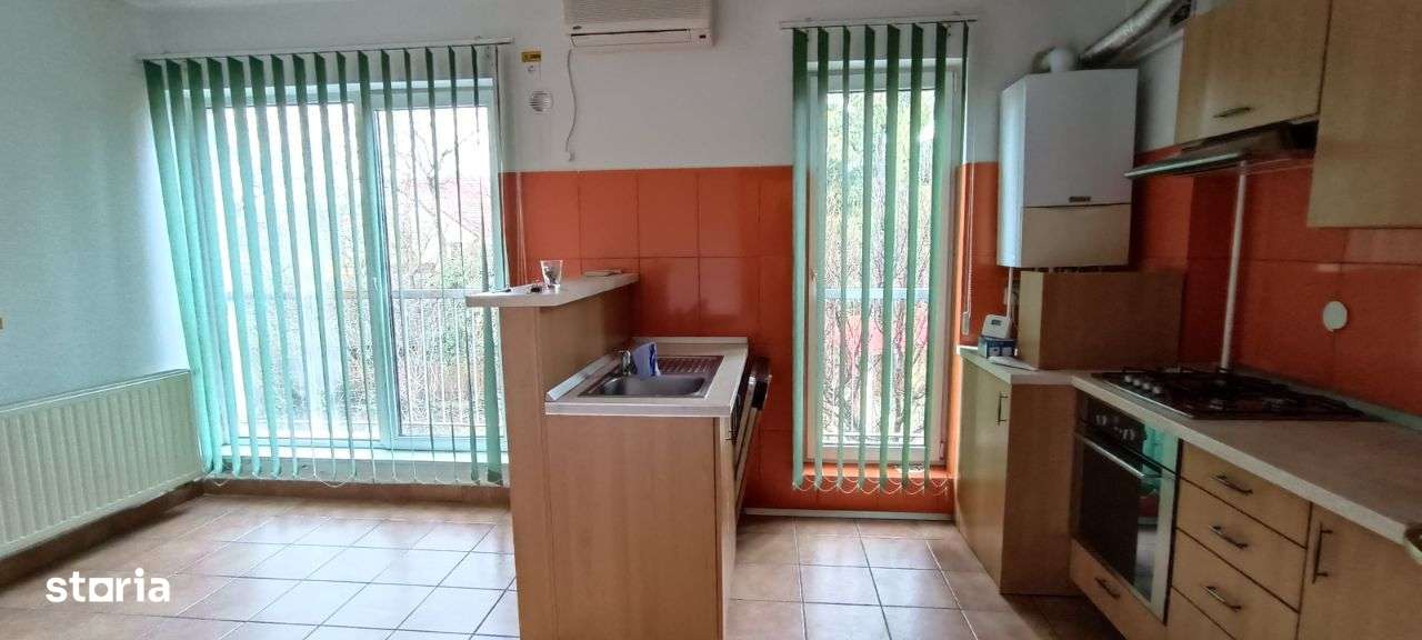 Spatiu birouri 110 mp, semicentral, parcare - Imagine principală: 5/10