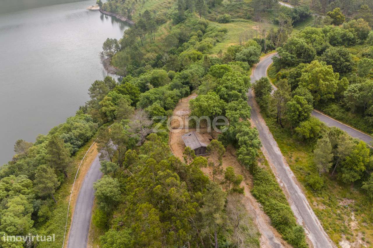 Terrenos Urbanos em Lindoso - Grande imagem: 4/21