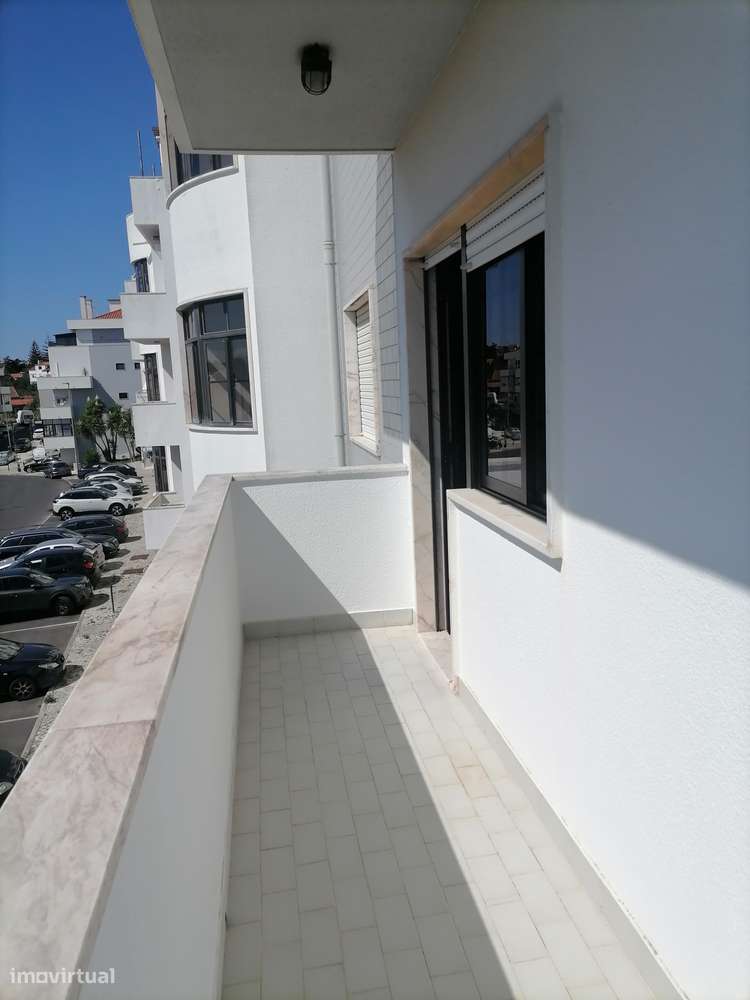 T3 Centro de Queijas, Oeiras. Com Parqueamento e Arrecadação.-40