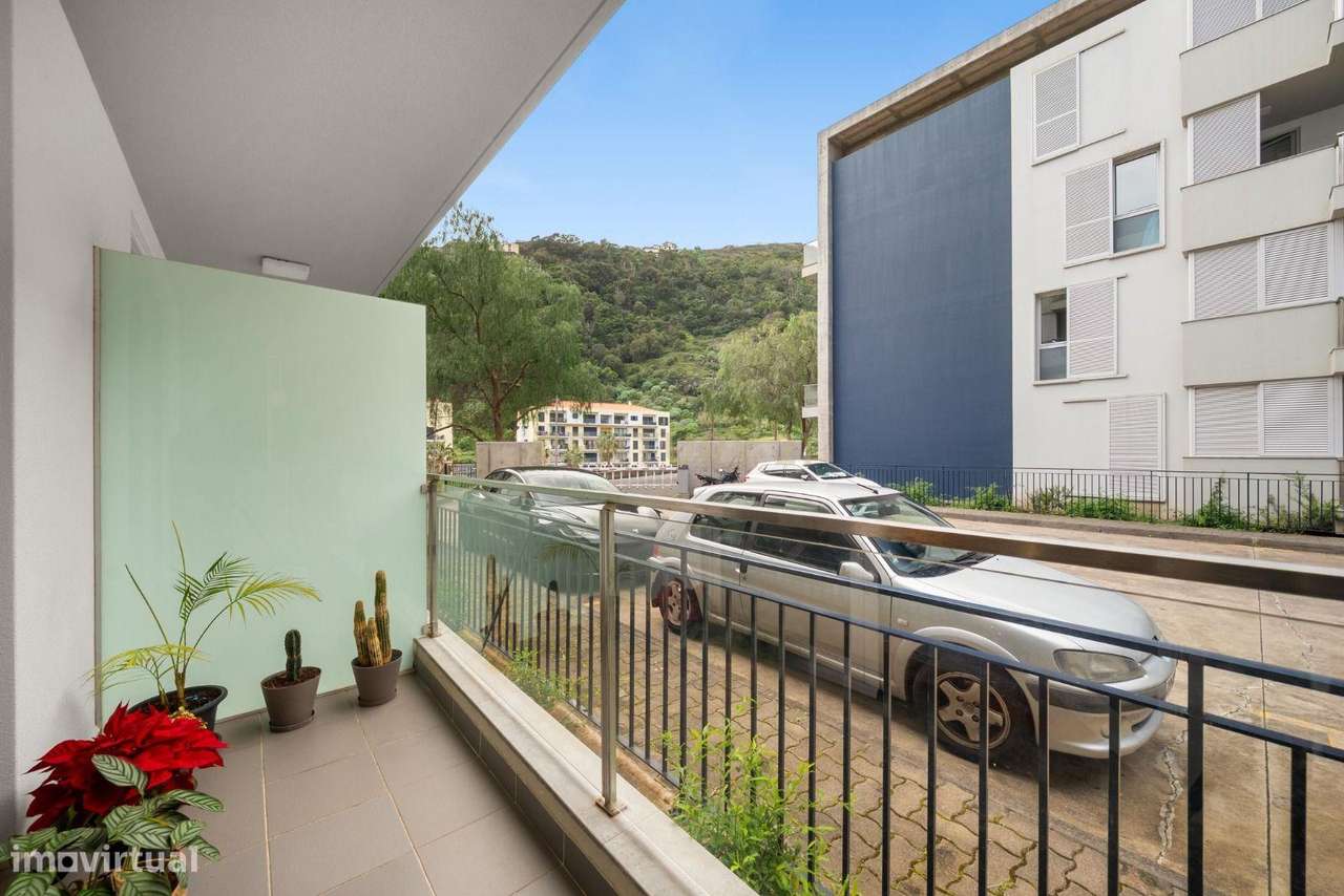 Apartamento T2 no Centro de Santa Cruz – Conforto e Centralidade - Grande imagem: 4/26