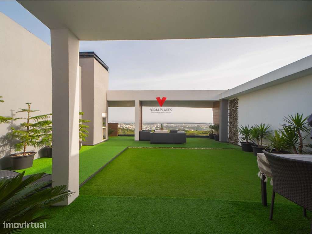 Penthouse T4 Exclusiva com Vista Rio | Terraço Privativo e Acabamen...-27