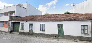 Conjunto de Casas Térreas na Zona Central de Oliveira de Azeméis