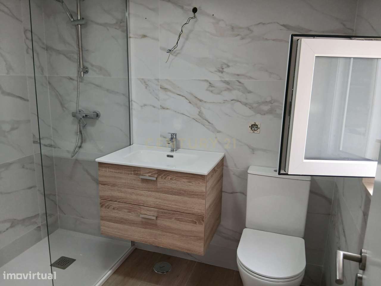 Moradia T2 Renovada em Valada – Conforto e Investimento junto ao Rio T-5