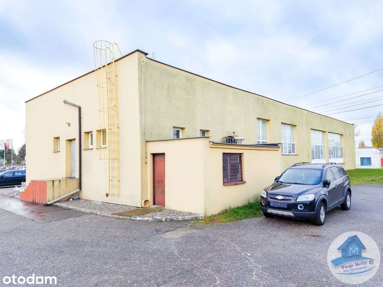 Funkcjonująca restauracja z wachlarzem możliwości!-13