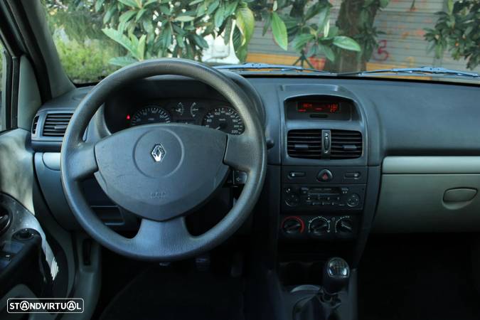 Renault Clio 1.5 dCi Authentique - 7