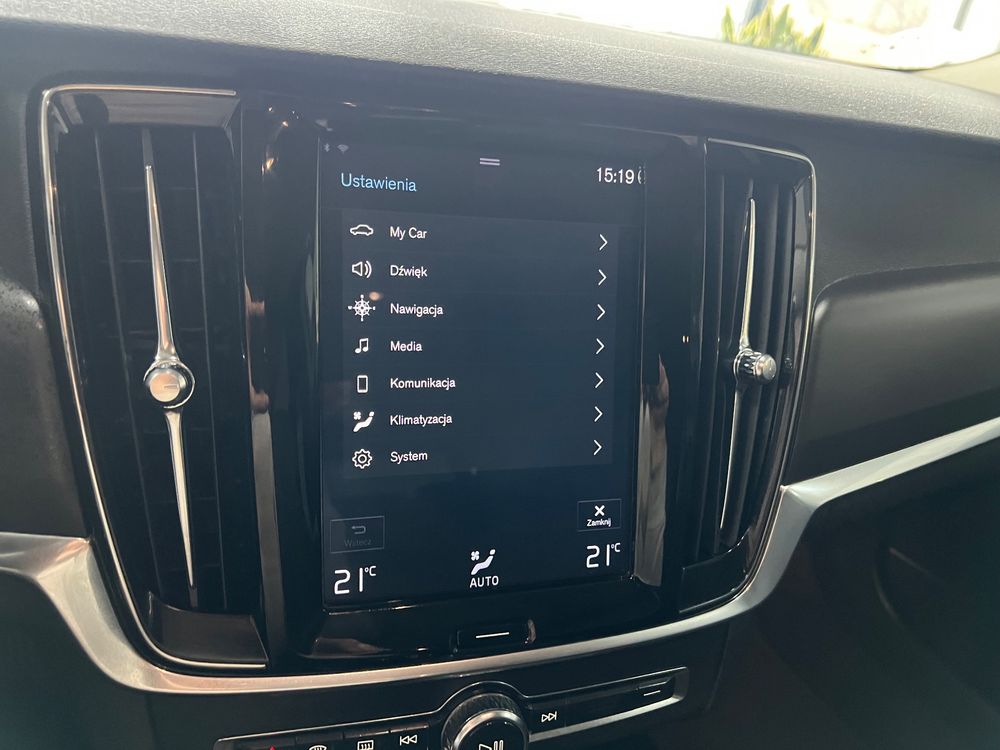 Volvo V90