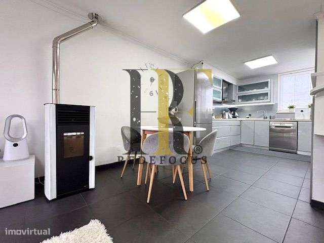 Moradia T3 Renovada com terraço em Ovar-9