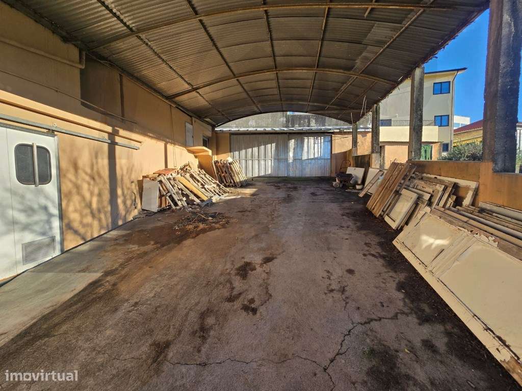 Moradia V5 Isolada com 295 m² de Área Bruta + Terreno de 1456 m² Gr... - Grande imagem: 5/34