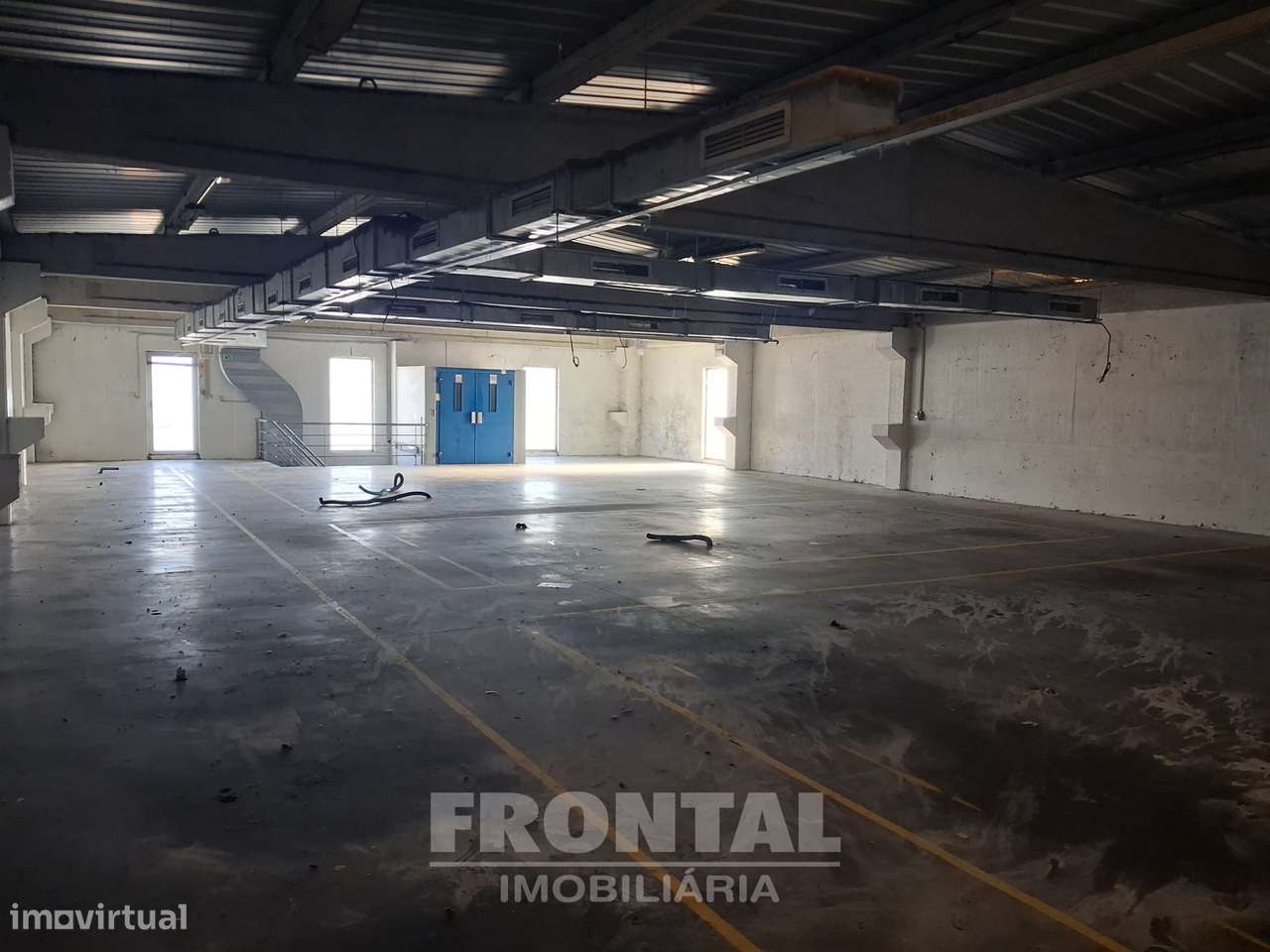 Armazém para Arrendamento - 957 m² | Cais Privado | Touguinhó, Vila Do - Grande imagem: 2/29