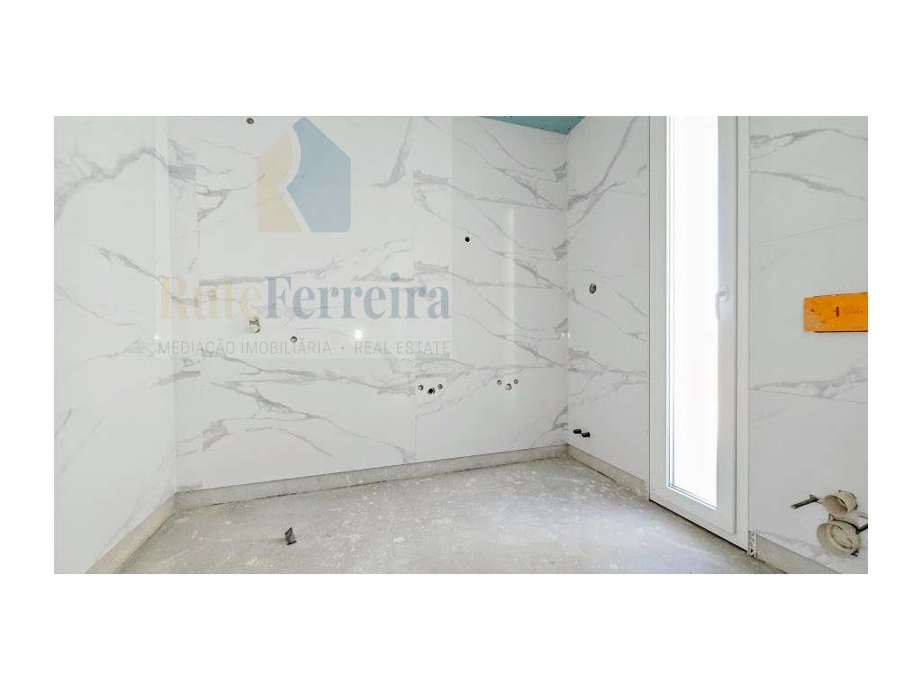 Moradia T4 Nova na Ericeira com Piscina!!!!-28