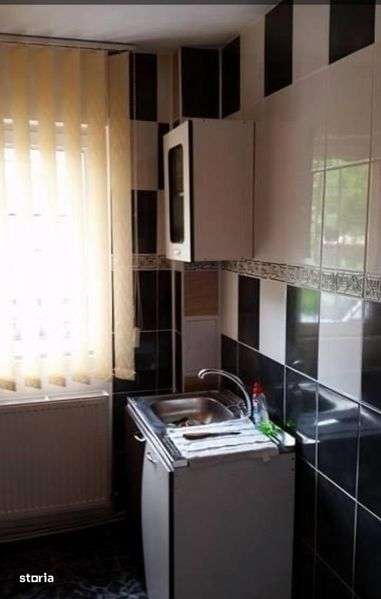 Apartament de vanzare - Imagine principală: 4/5