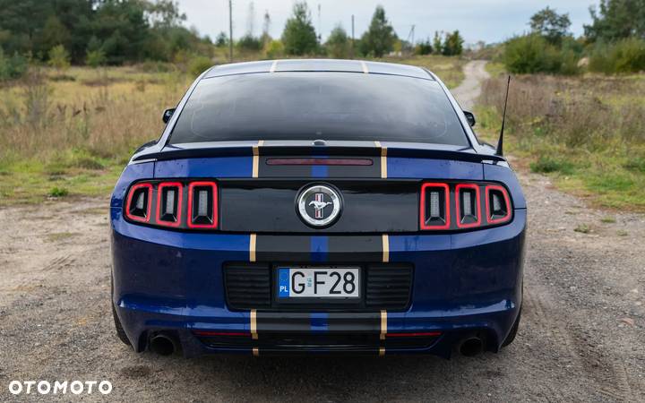 Ford Mustang 3.7 V6 Premium - 5