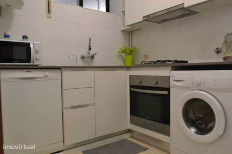 Apartamento T2 mobilado e equipado - Grande imagem: 4/12