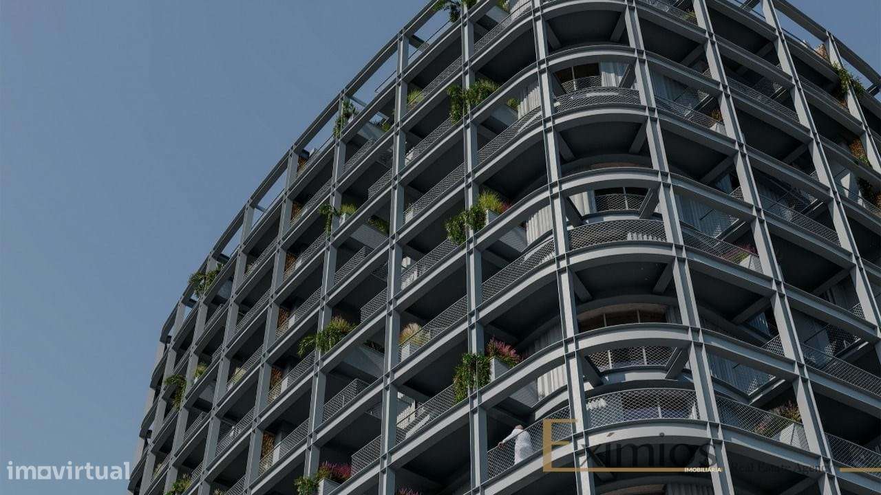 T2+1 em construção, situada em Paranhos, Porto-9