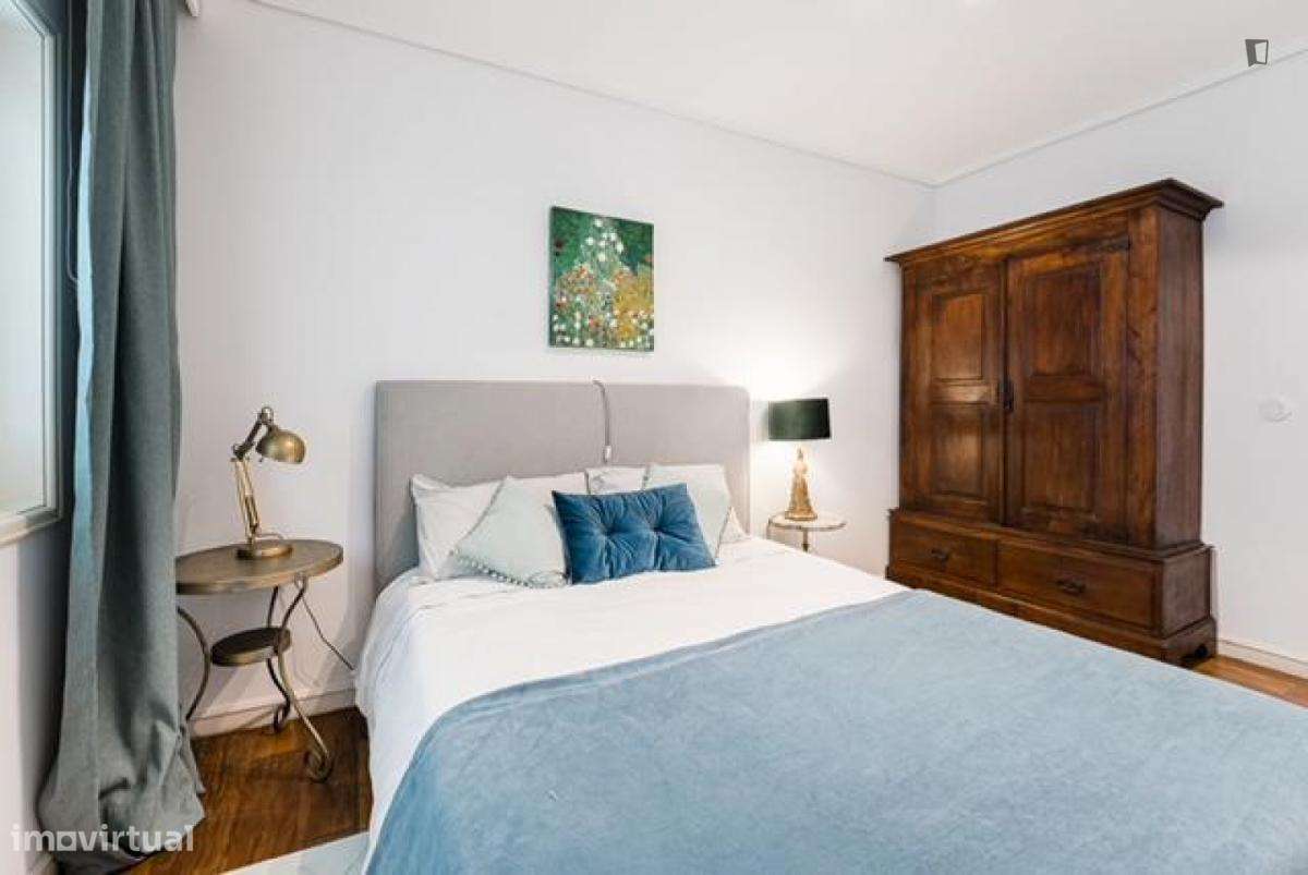 Quarto - localizado em Vila nova de gaia - Grande imagem: 2/7