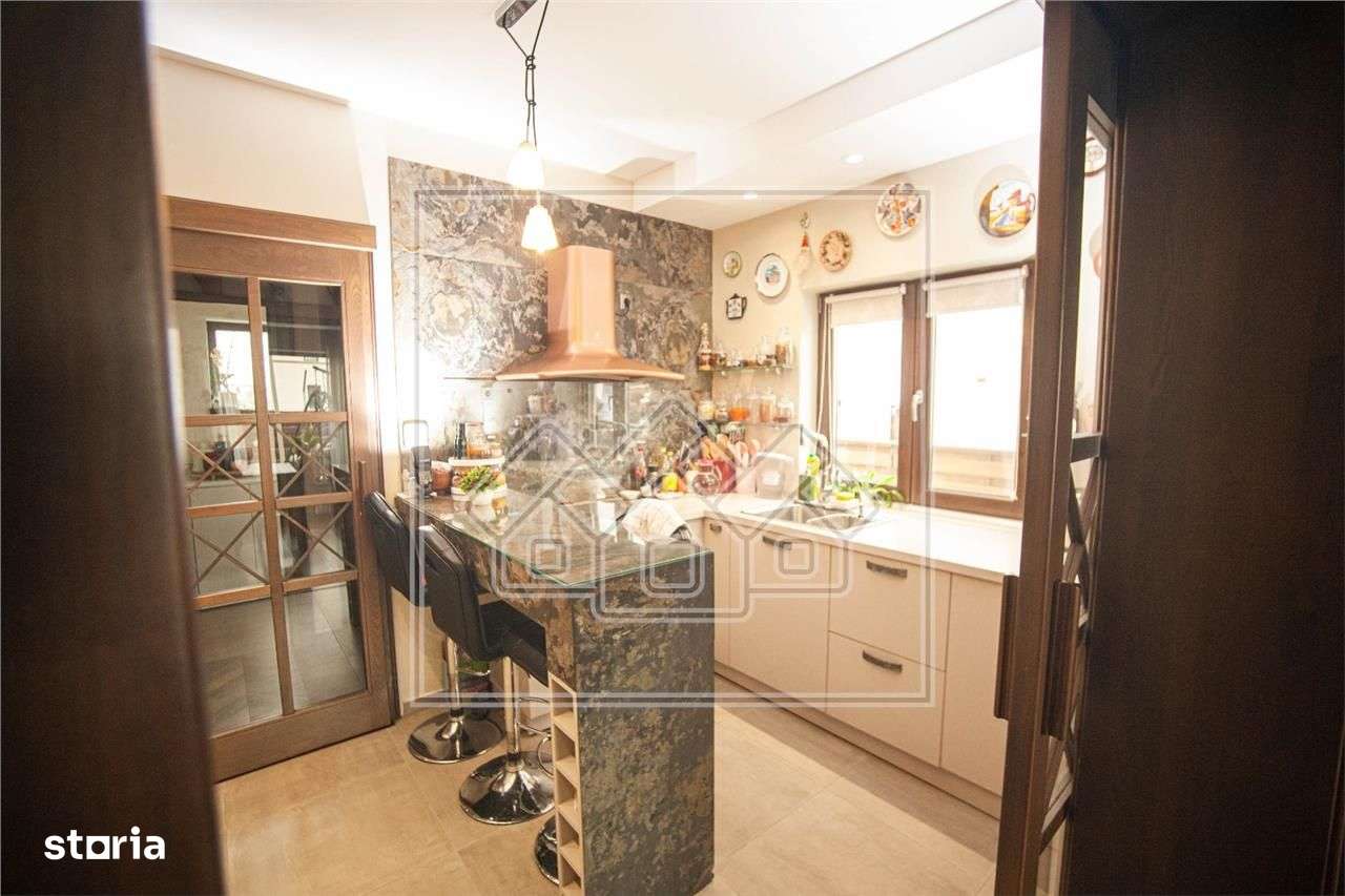 Casa tip duplex, 5 camere, 175 mpu + teren de 250 mp - Selimbar - Imagine principală: 5/20