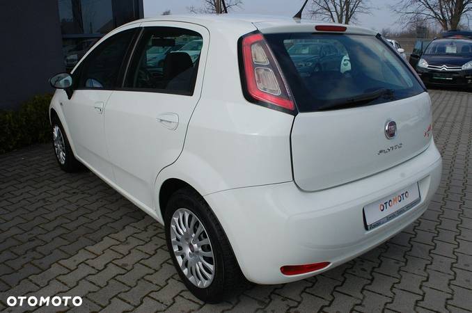 Fiat Punto 2012 - 12