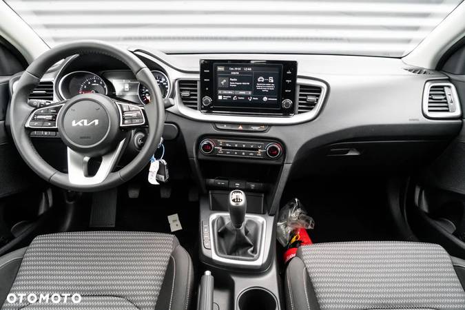 Kia Ceed 1.0 T-GDI M - 26