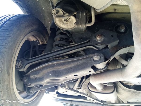 Braço Suspensão Traseiro Esquerdo Bmw 1 (E81) - 1