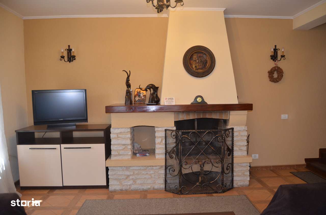 Casă spațioasă cu 10 camere, în apropiere de munte si partie - Imagine principală: 3/20