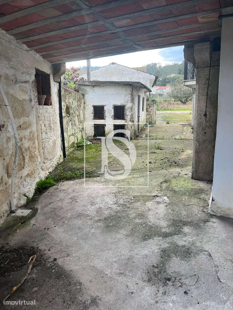 Moradia em Pedra / Casa de Campo inserida num lote de 6000m2-18