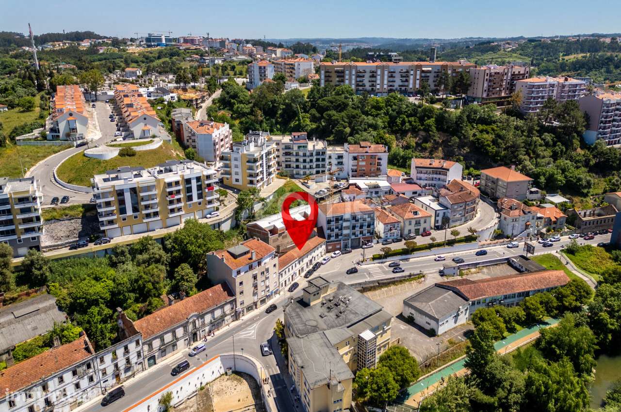 Prédio com Vista Rio no Coração de Leiria-17