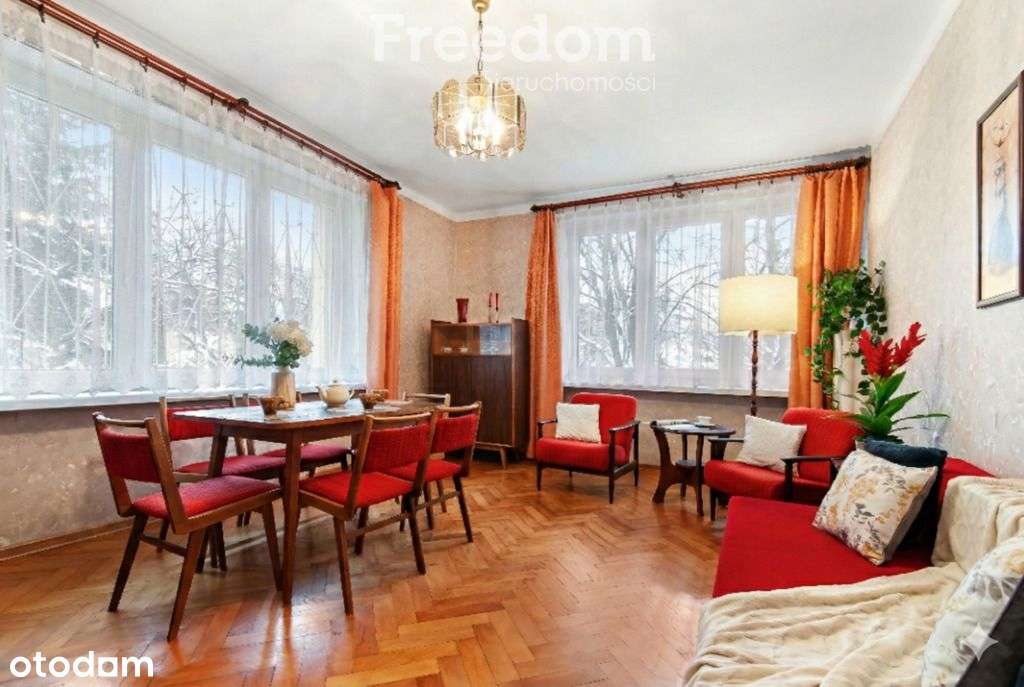 Przestronne, 2 pokojowe mieszkanie w bloku z cegły-1