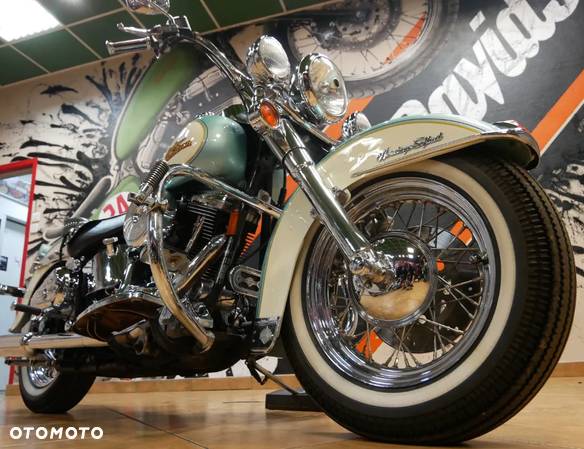 Harley-Davidson Softail Heritage Classic - 19