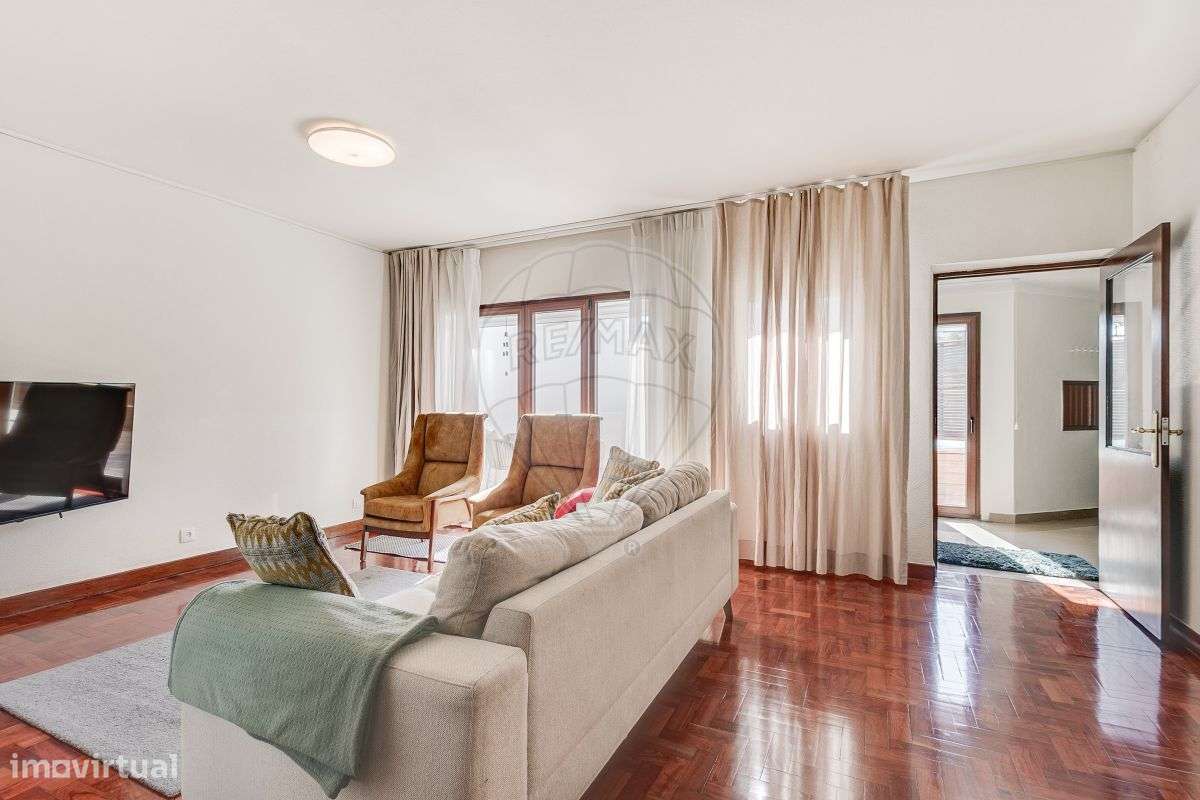 Moradia T4 para arrendamento - Grande imagem: 5/50