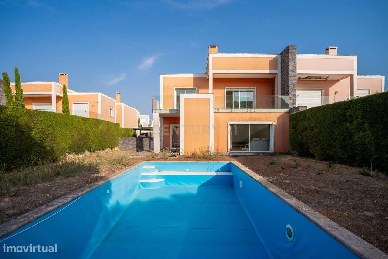 Moradia T4 com Piscina Privativa | Bicesse, Cascais-5