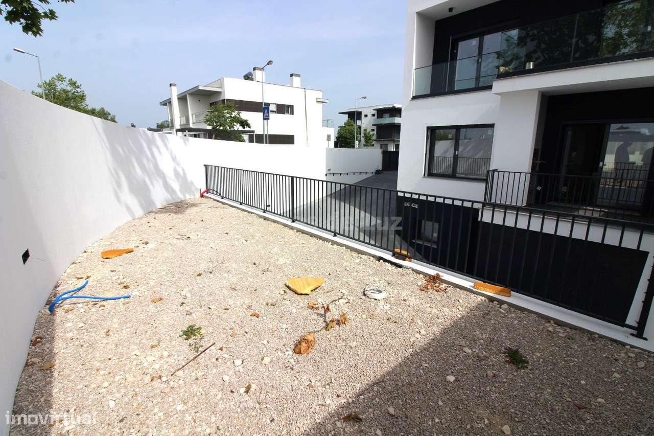 Moradia Unifamiliar - Nova - Barosa, Leiria-17