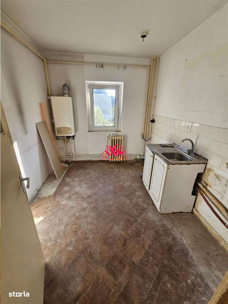 Apartament 3 Camere Piata SUD - Etaj 2 - Imagine principală: 1/4