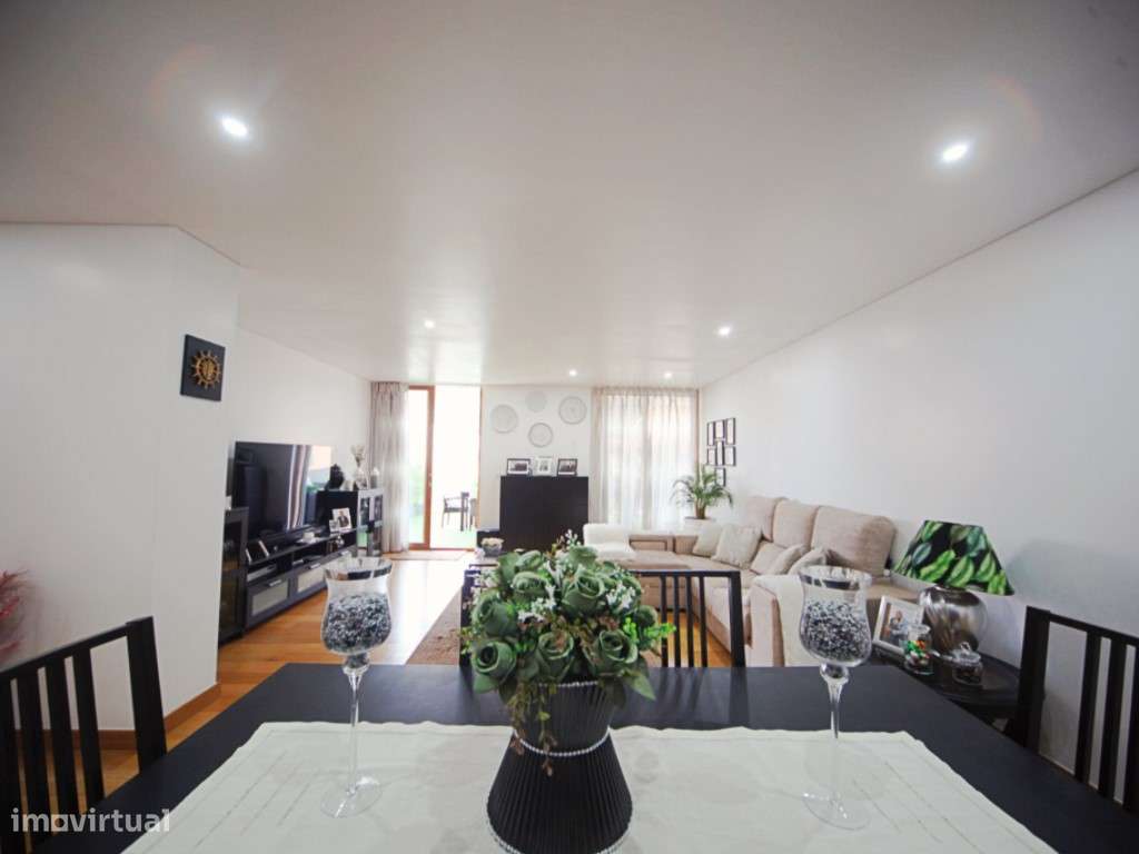 T3 Terraço Equipado Estacionamento Arrecadação Extras - Odivelas - ...-16