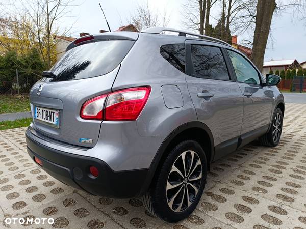 Nissan Qashqai 1.5 dCi Tekna - 4