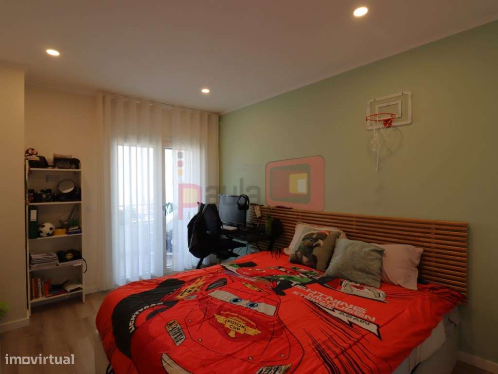 APARTAMENTO T3 COM GARAGEM BOX - MONTIJO-32