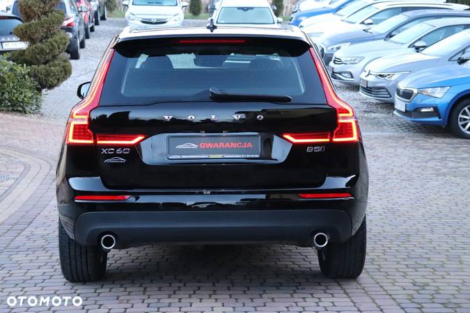 Volvo XC 60 B5 D AWD Momentum - 29