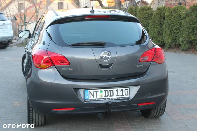 Opel Astra 1.7 CDTI DPF Innovation - 10