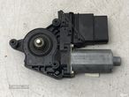 Motor elevador Dto Trás  Usado VW PASSAT (3B3) 1.9 TDI 0130821696 - 2