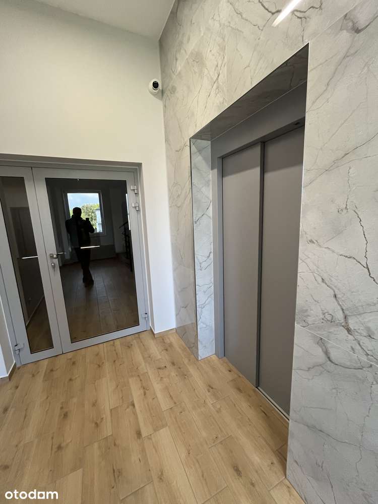 Komfortowe biuro o powierzchni 17m² dostępne od zaraz - Pełny obrazek: 3/8