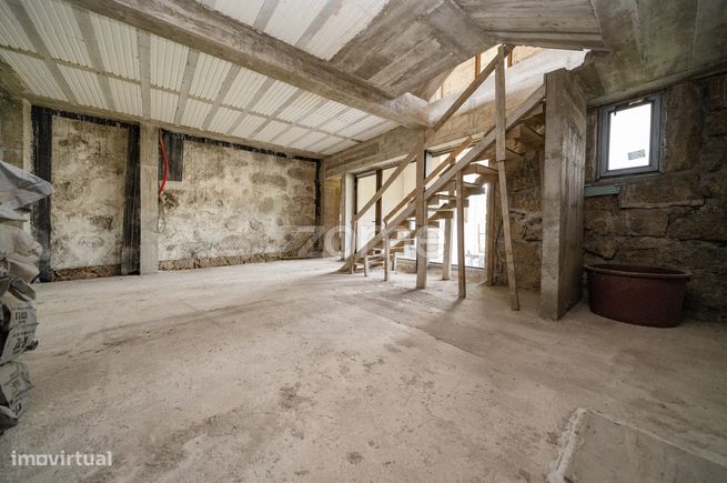 Moradia em fase de acabamentos em Priscos, Braga!-19